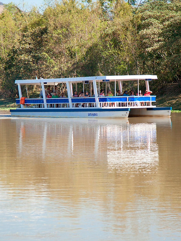 PASSEIO DE BALSA